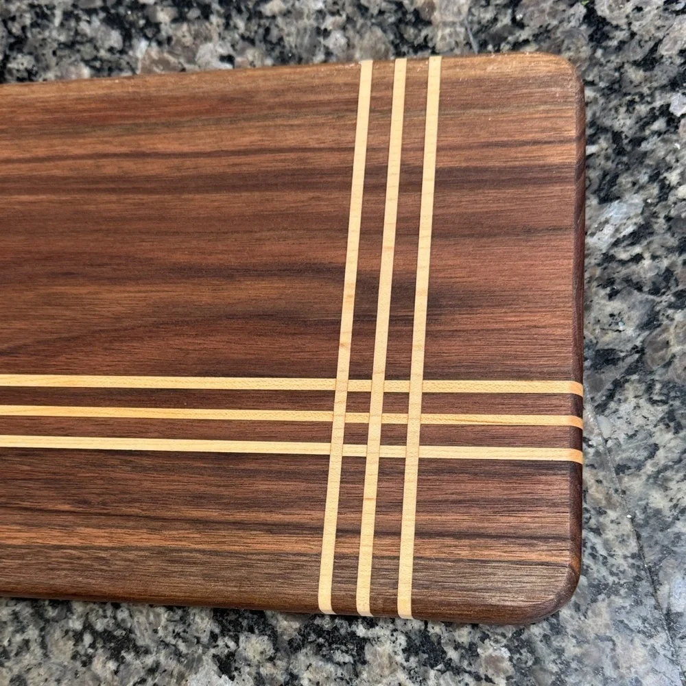Wooden Cutting Board with thin Striped Design NEW